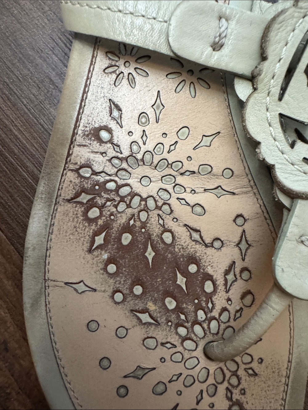 Tory Burch Miller Scalloped Medallion Sandals in a neutral beige or almond - Picture 11 of 16